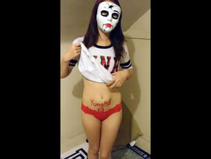 Teenage Mummy in scary mask penetrates herself honeypot by